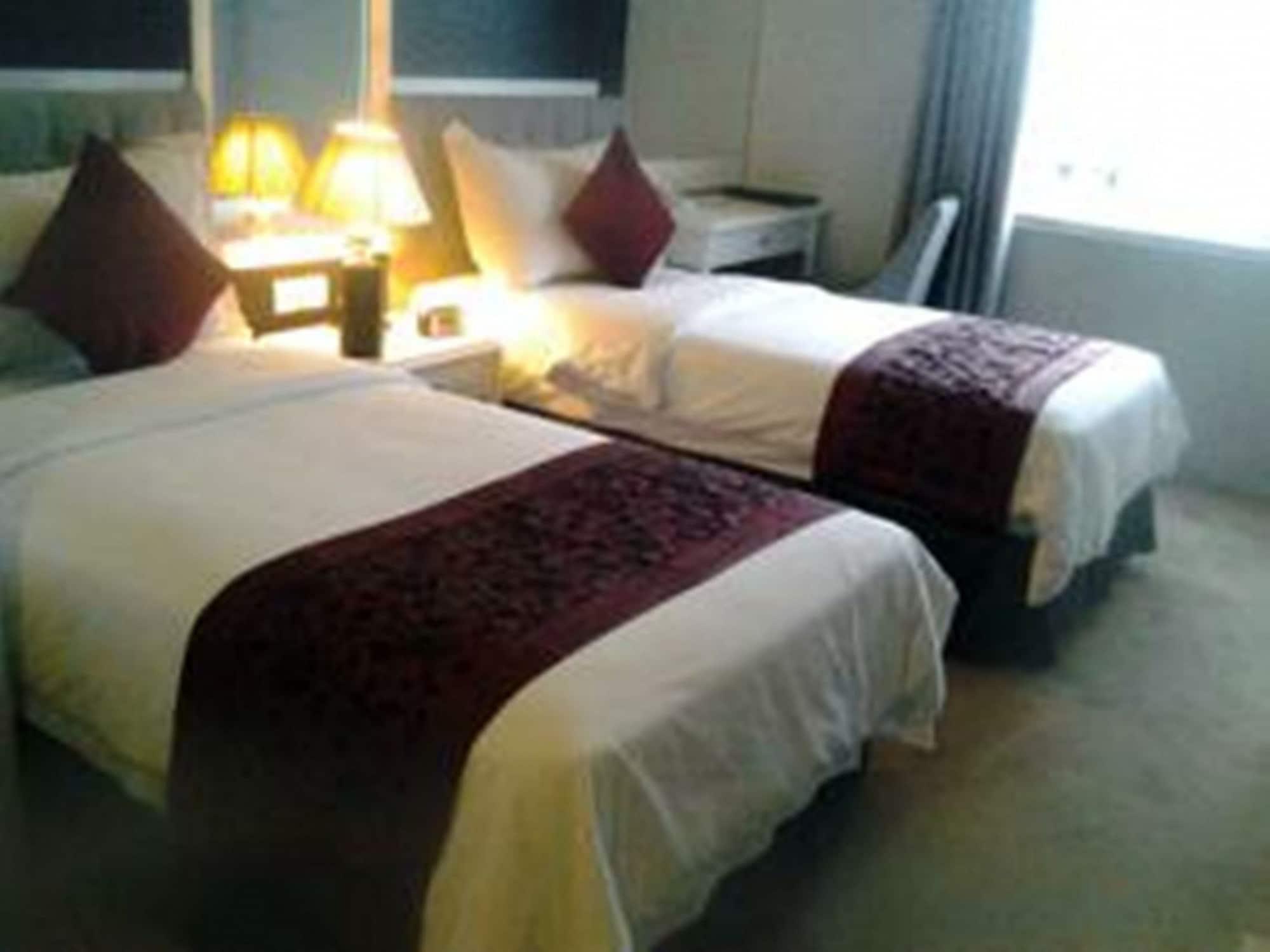 Gino Feruci Braga By Kagum Hotels Bandung Exterior foto