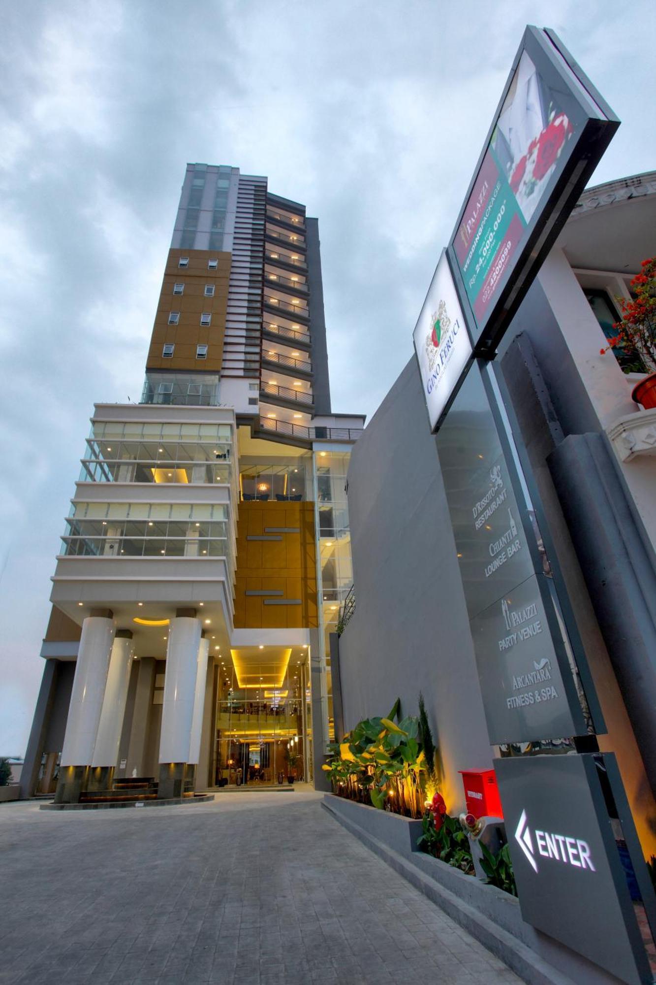Gino Feruci Braga By Kagum Hotels Bandung Exterior foto